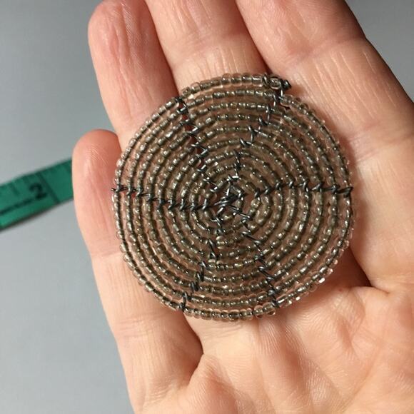 Gray seed bead woven circle fish hook earrings - Picture 6 of 6